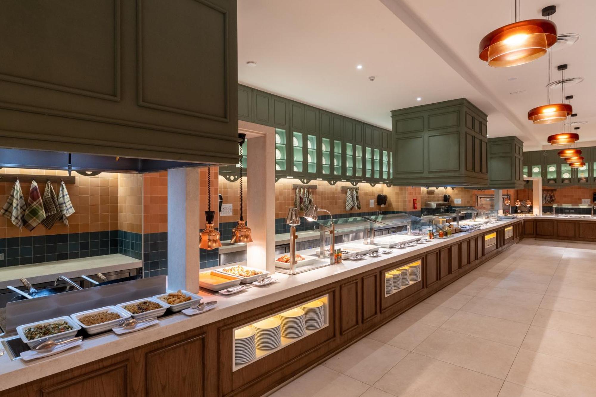 מלון רנאוויי ביי Bahia Principe Grand Jamaica (Adults Only) מראה חיצוני תמונה The buffet at the hotel